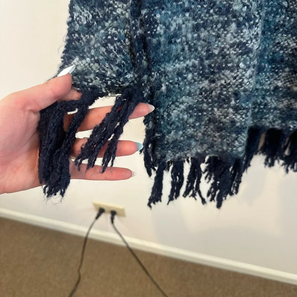 West Elm Blue Fringe Knit Throw Blanket 44x56in